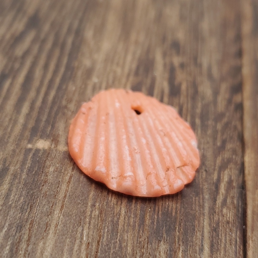 Vibrant peach natural shell pendant authentic‎ seashell
